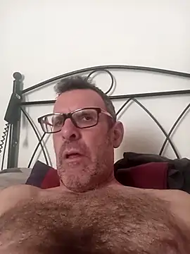 gigolobcn online show from 04-15-26, 01:18