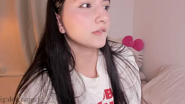 dulceangel   online show from 06-25-26, 03:28