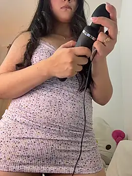 dulceangel   online show from 08-01-26, 12:32