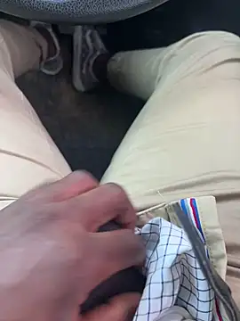 Snapshot of Dynamite_cums_in_size_2 chatting on 02-04-26, 04:40 Dynamite cums in size 2 online show from 02-04-26, 04:40