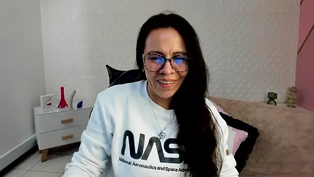 Eva mermaid online show from 03-06-26, 02:13