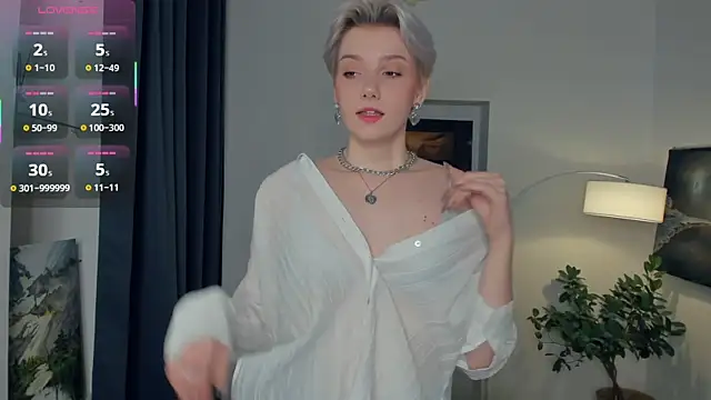 Snapshot of OdelynaAsp chatting on 11-05-25, 12:49 OdelynaAsp online show from 11-05-25, 12:49