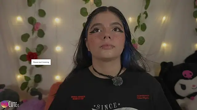 Snapshot of cutee_andrea chatting on 06-20-26, 02:14 cutee andrea online show from 06-20-26, 02:14