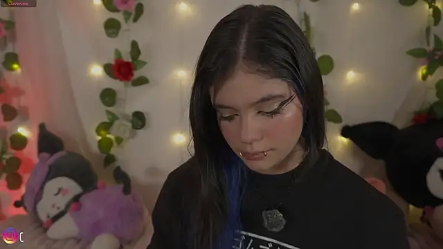 Snapshot of cutee_andrea chatting on 07-06-26, 01:24 cutee andrea online show from 07-06-26, 01:24