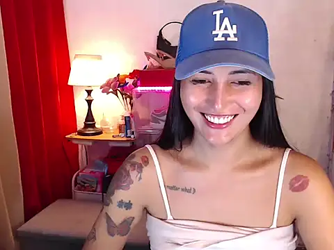alicemoore69 online show from 05-10-26, 12:05