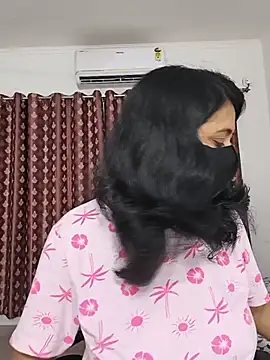 Snapshot of Your-Vedika chatting on 07-17-26, 01:29 Your-Vedika online show from 07-17-26, 01:29