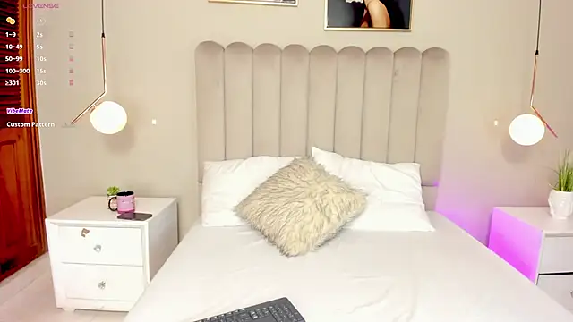 Dani rosse  online show from 03-06-26, 01:18