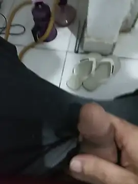 comobucetinhas online show from 07-12-26, 06:32