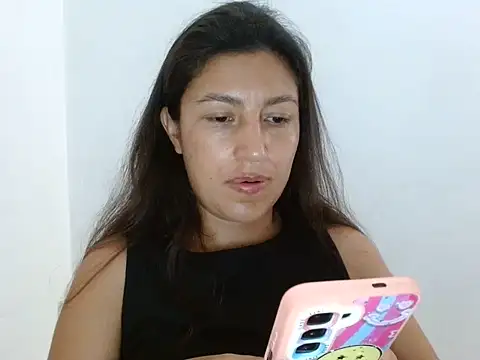 SarahFriendly online show from 05-27-26, 01:52