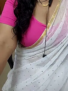 tami lavanya online show from 06-27-26, 06:02