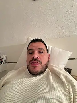 Snapshot of elvergon2023 chatting on 02-21-26, 02:29 elvergon2023 online show from 02-21-26, 02:29