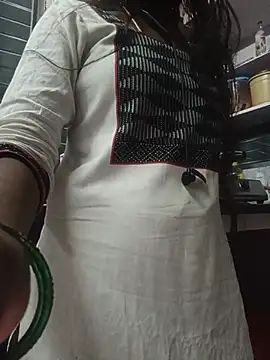 Snapshot of kavya-telugu84 chatting on 07-04-26, 12:55 kavya-telugu84 online show from 07-04-26, 12:55