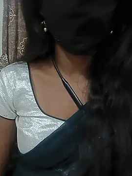 Snapshot of kavya-telugu84 chatting on 07-07-26, 06:45 kavya-telugu84 online show from 07-07-26, 06:45