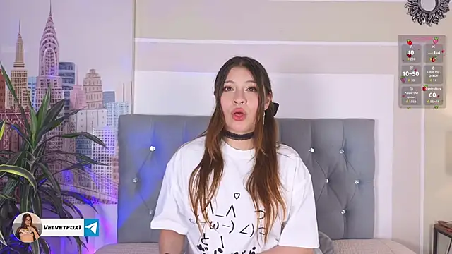 VelvetFox  online show from 11-08-25, 07:23