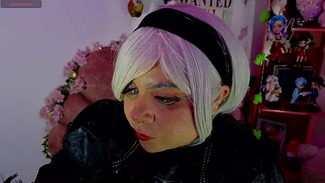 Lucycosplay777 online show from 04-25-26, 05:32