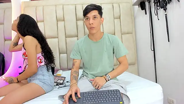 ZafiroAndFlynn online show from 06-02-26, 02:46