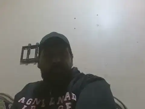 elpoop7305 online show from 03-31-26, 08:42