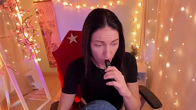 Aurora Loveu online show from 03-10-26, 08:58