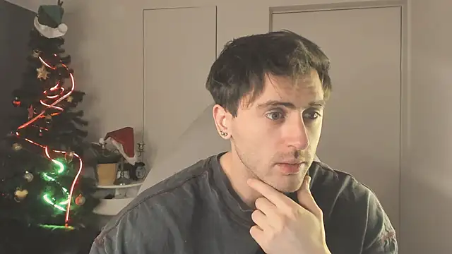 Oscar Miller  online show from 12-19-25, 09:22