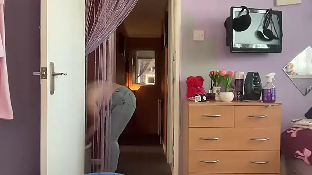 SexySashaxox online show from 02-25-26, 02:05