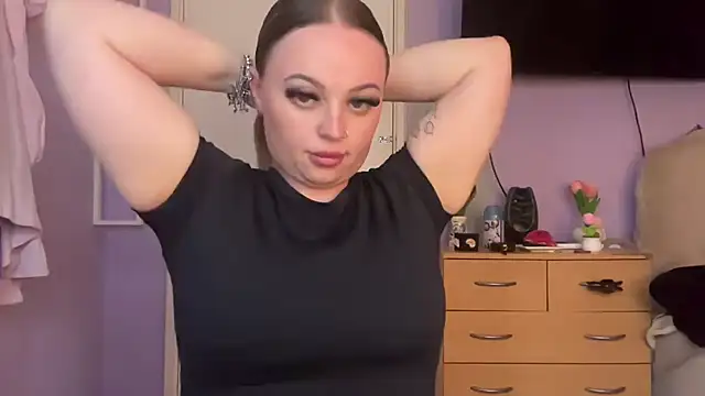 SexySashaxox online show from 04-08-26, 07:47