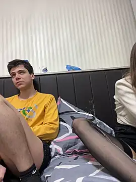 lovburger online show from 04-24-26, 02:19