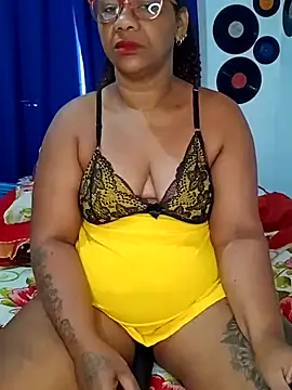 Snapshot of analgetica chatting on 06-20-26, 11:46 analgetica online show from 06-20-26, 11:46