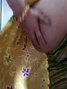 Snapshot of rani8008 chatting on 06-06-26, 03:00 rani8008 online show from 06-06-26, 03:00