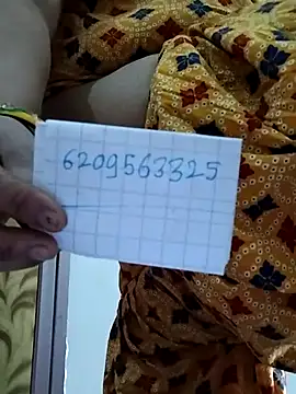 Snapshot of rani8008 chatting on 06-08-26, 03:07 rani8008 online show from 06-08-26, 03:07