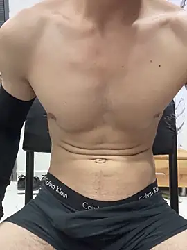 coupleyug online show from 04-24-26, 06:21