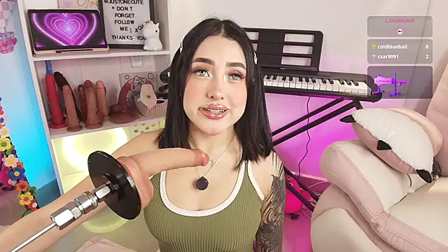 Snapshot of justonecute chatting on 03-19-26, 02:59 justonecute online show from 03-19-26, 02:59