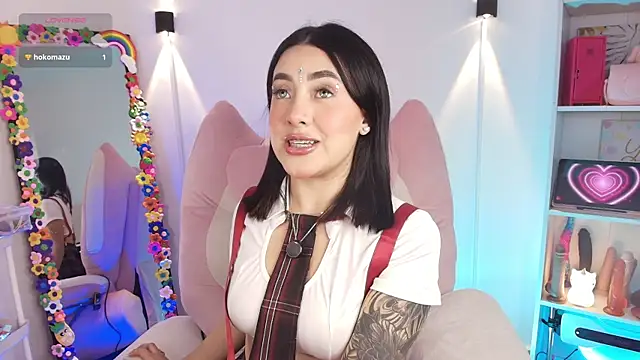 Snapshot of justonecute chatting on 04-01-26, 03:29 justonecute online show from 04-01-26, 03:29