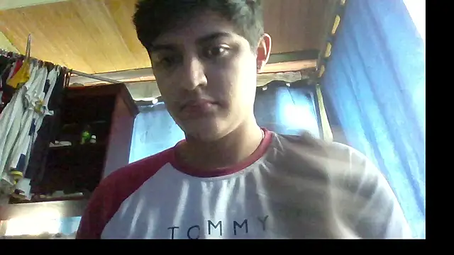 Snapshot of yesitwink_ chatting on 12-18-25, 06:14 yesitwink online show from 12-18-25, 06:14