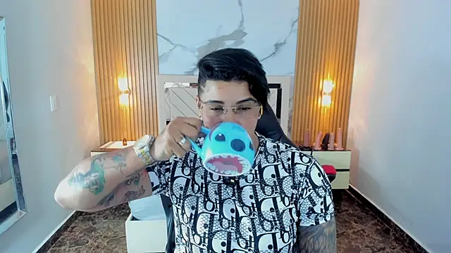 KAROLLJONES1 online show from 05-29-26, 12:25
