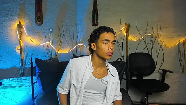 AlanCutee online show from 02-16-26, 01:18