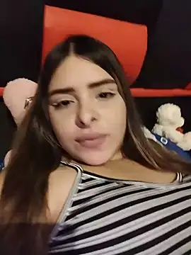 Nahomy cm online show from 06-07-26, 04:38