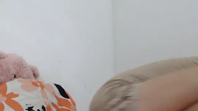 Dolly Peach  online show from 03-27-26, 12:27