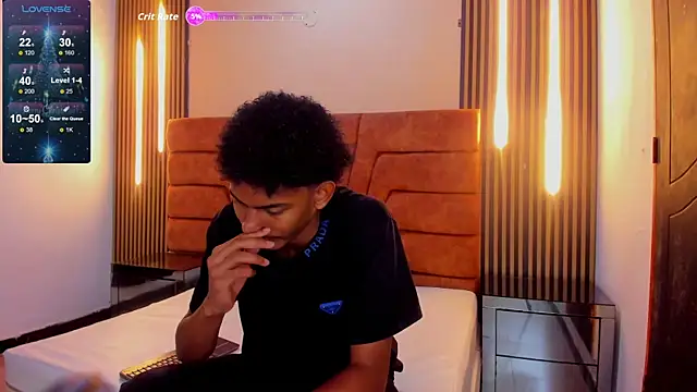 Snapshot of FYKMOR_1 chatting on 11-14-25, 07:45 FYKMOR 1 online show from 11-14-25, 07:45