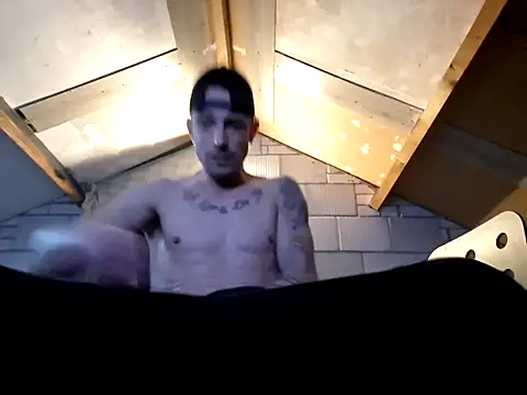 kompiee online show from 01-14-26, 10:43