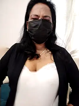 Snapshot of mallu-lover chatting on 03-02-26, 04:58 mallu-lover online show from 03-02-26, 04:58