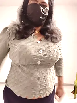 Snapshot of mallu-lover chatting on 03-10-26, 12:21 mallu-lover online show from 03-10-26, 12:21