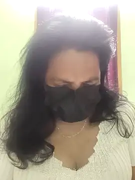 Snapshot of mallu-lover chatting on 03-21-26, 06:29 mallu-lover online show from 03-21-26, 06:29