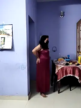 Snapshot of mallu-lover chatting on 04-09-26, 06:19 mallu-lover online show from 04-09-26, 06:19