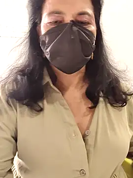 Snapshot of mallu-lover chatting on 04-13-26, 11:59 mallu-lover online show from 04-13-26, 11:59