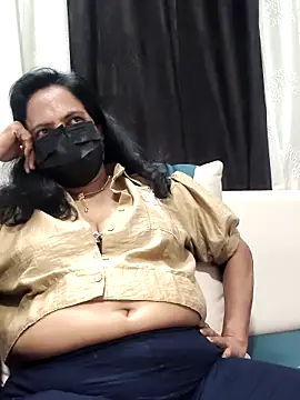 mallu-lover online show from 05-04-26, 06:26
