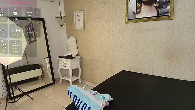 Miladiosa online show from 10-28-25, 11:58