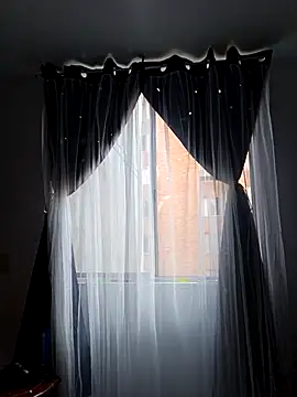 lunnaa  online show from 04-24-26, 09:28