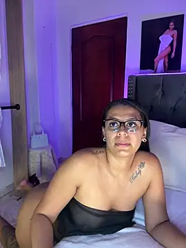 ema zoe online show from 04-12-26, 12:48