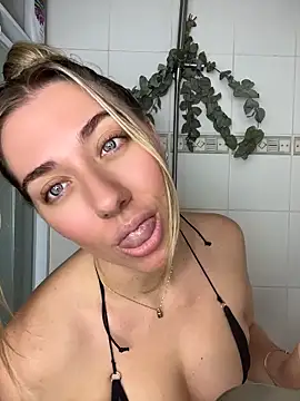 louiseberkeley online show from 05-24-26, 11:59