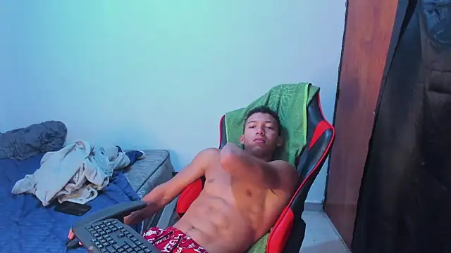 JuanchiT66 online show from 05-29-26, 01:42